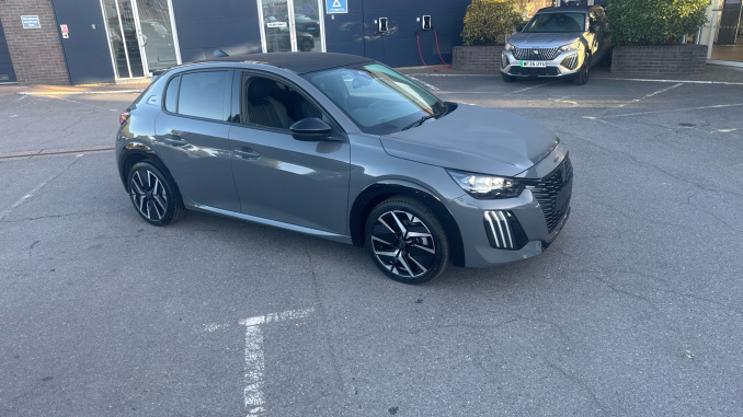Peugeot 208 1.2 100 Turbo GT 5dr Petrol Hatchback - Image 29